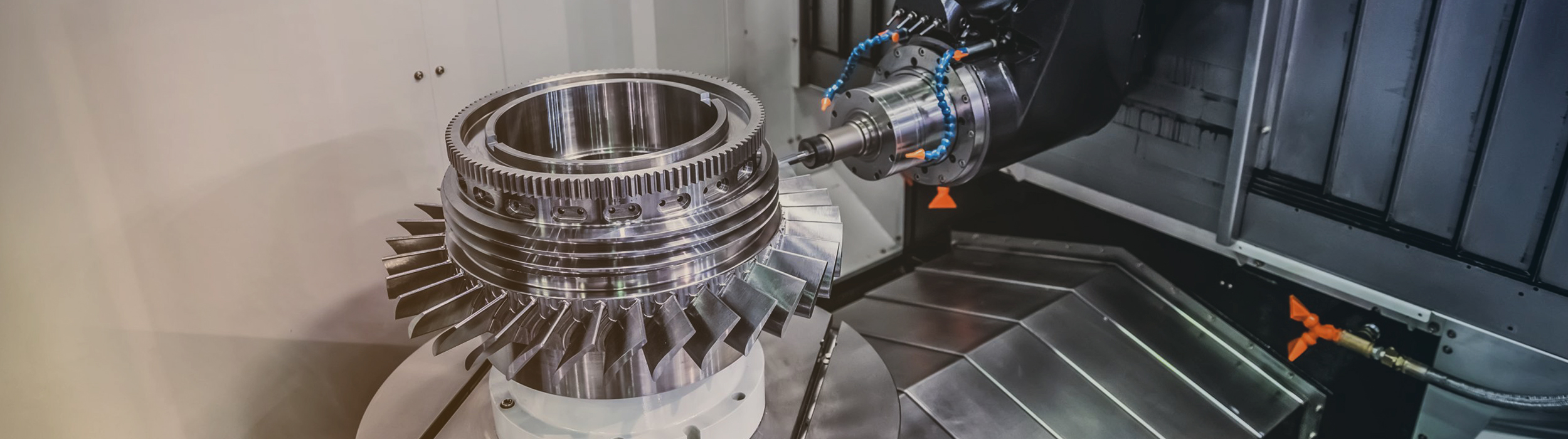 5-осевая обработка большой заглавный баннер